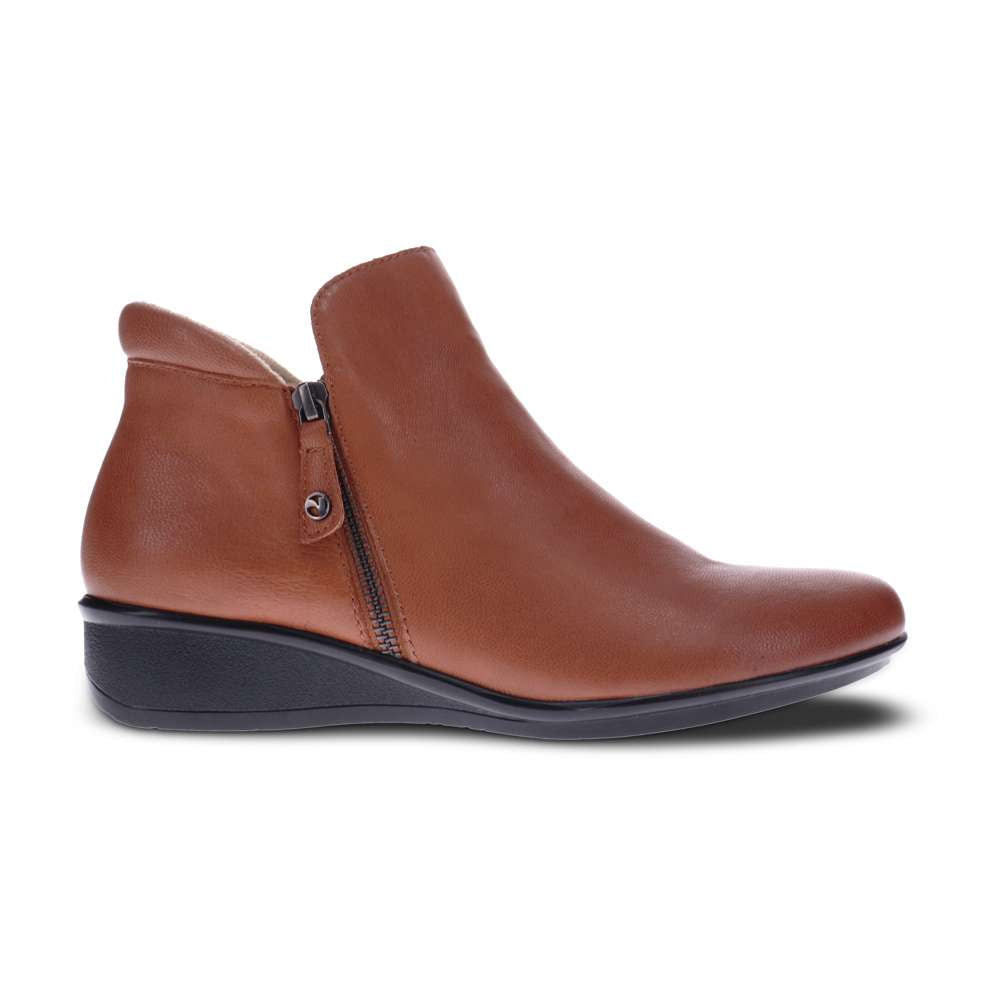 Damascus Wedged Boot - Cognac