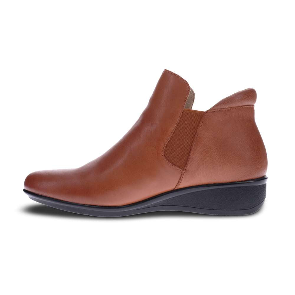 Damascus Wedged Boot - Cognac