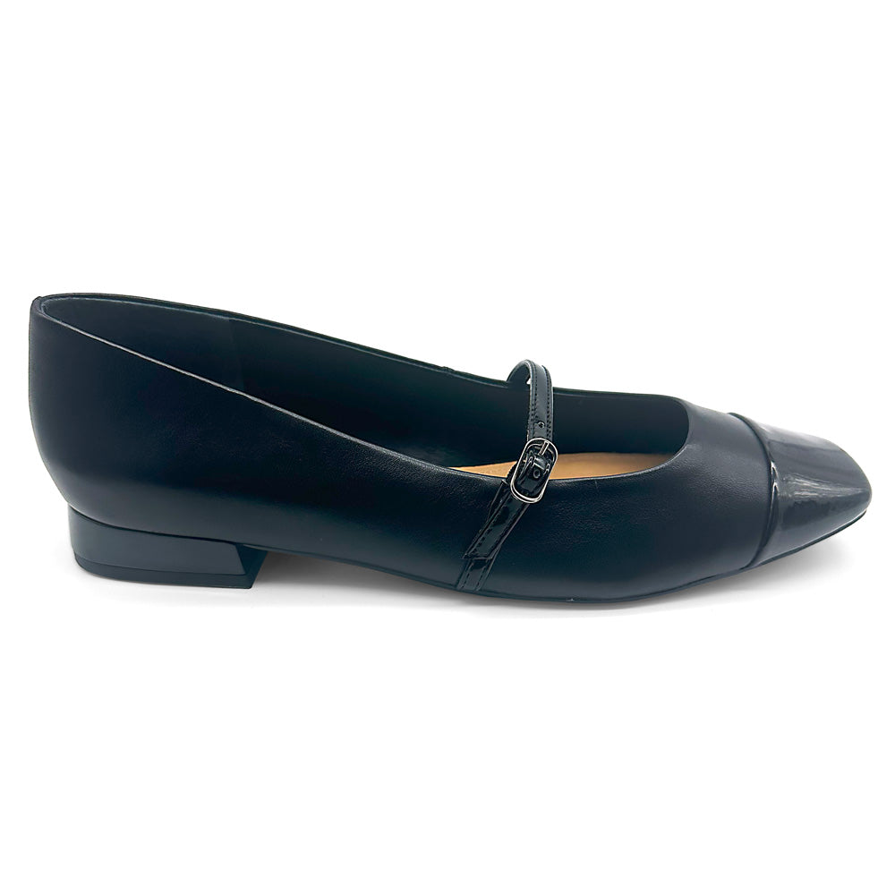 Gino Ventori Women's Maree Black Leather/Patent Natural Fit Footwear