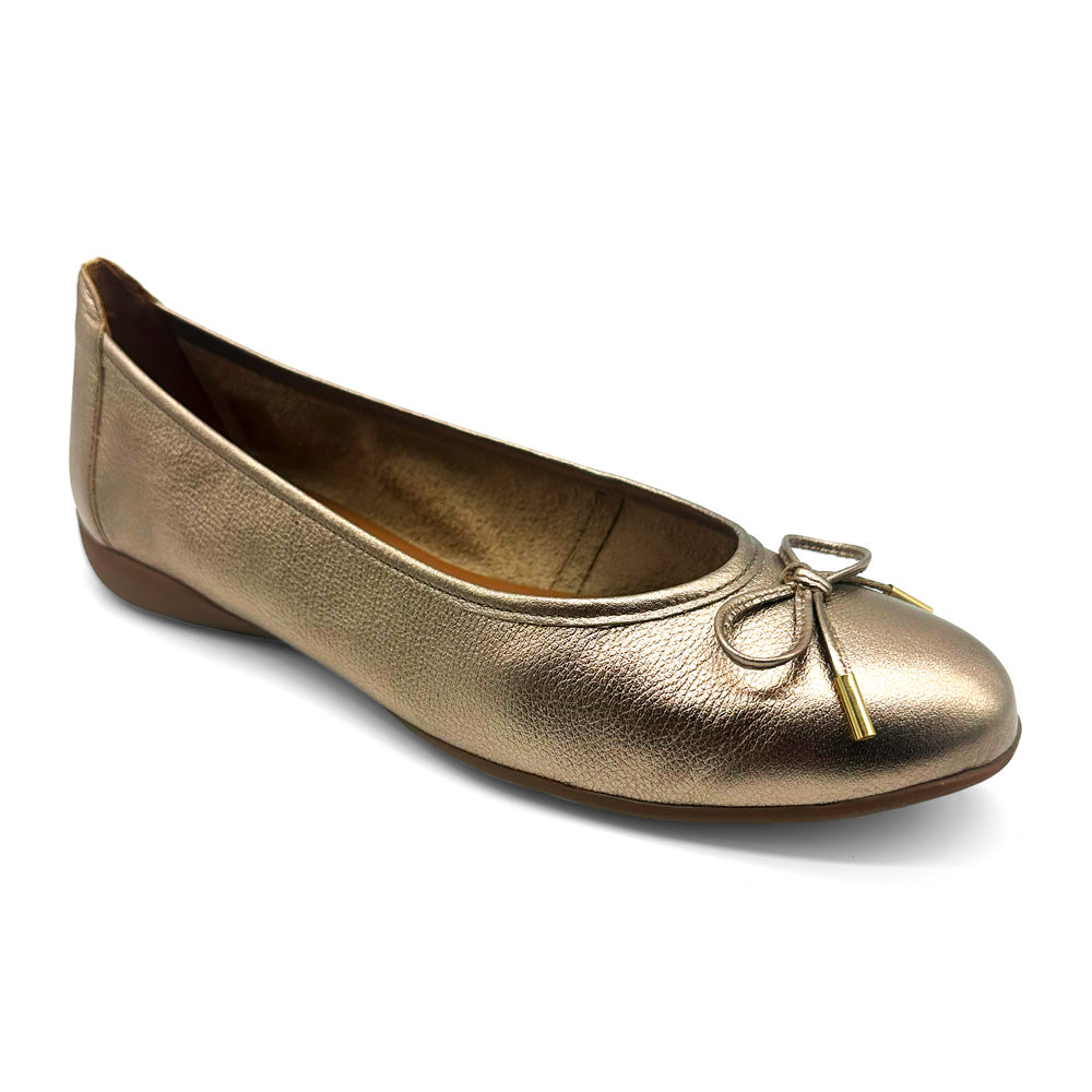 Gino Ventori Women's Marigold Platinum Leather  Natural Fit Footwear