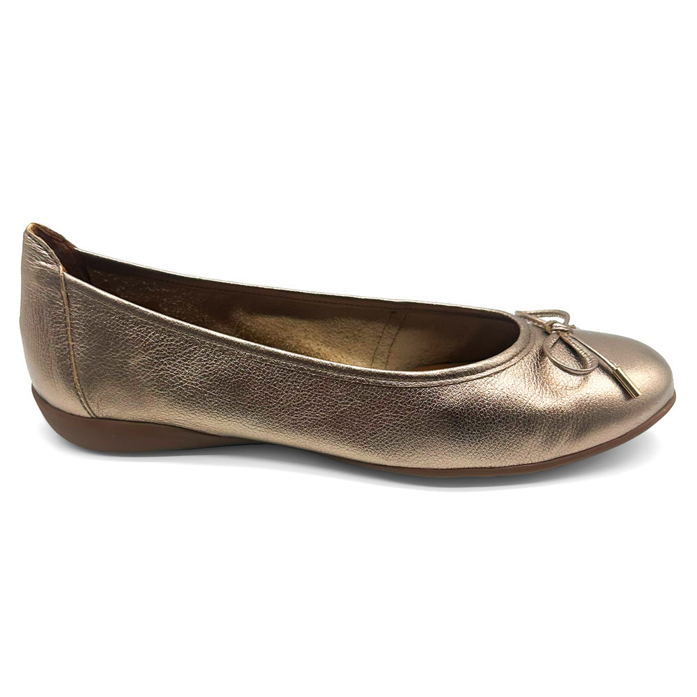 Gino Ventori Women's Marigold Platinum Leather  Natural Fit Footwear