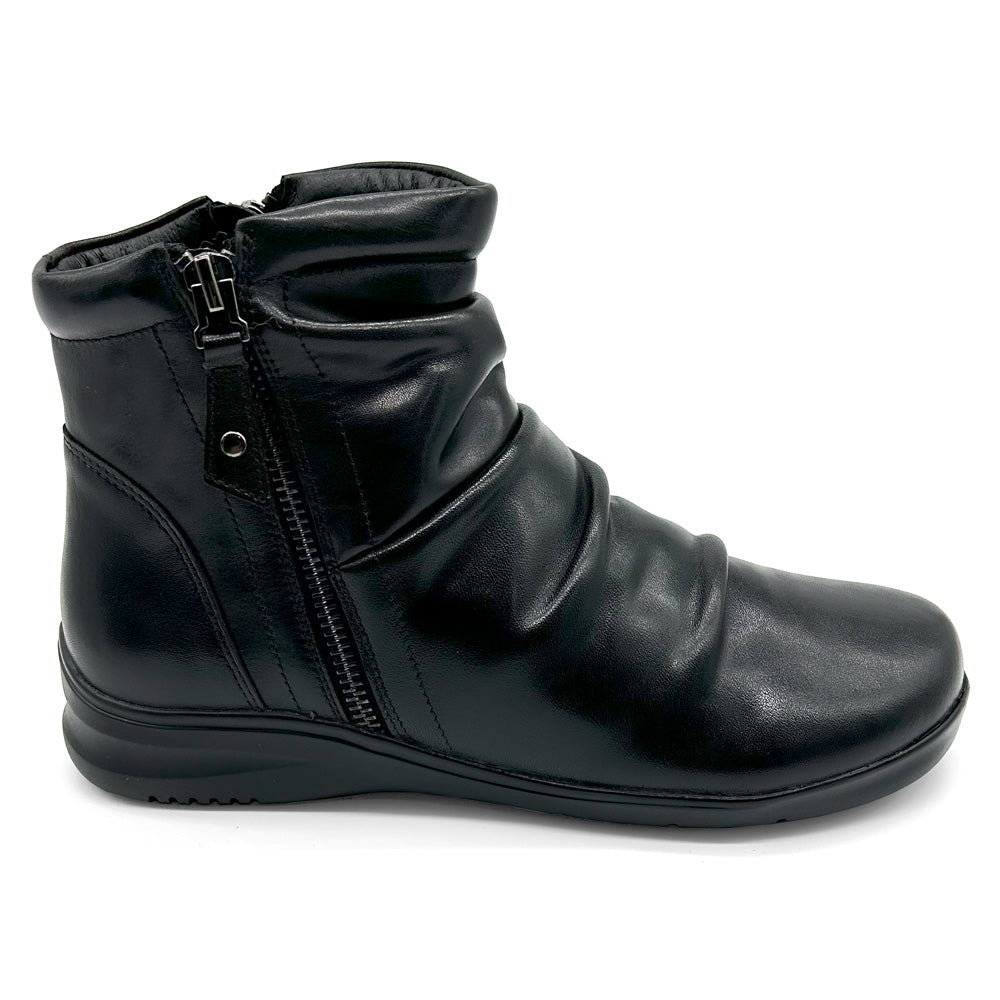 Klouds Women's Jaxon Black  Natural Fit Footwear