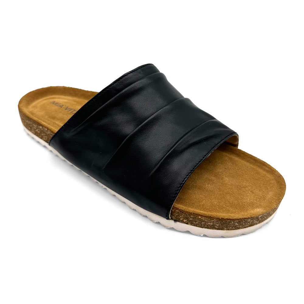 Mia Vita Blake Black Natural Fit Footwear