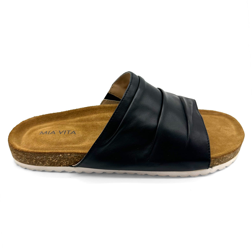 Mia Vita Blake Black Natural Fit Footwear