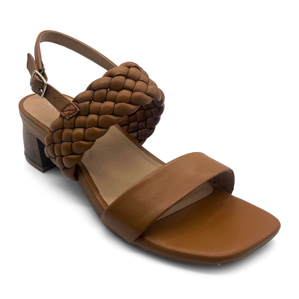 Mia Vita Women's Yuki Tan  Natural Fit Footwear