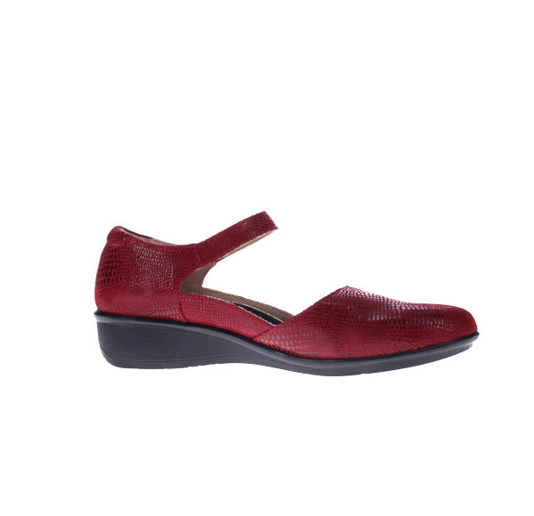 Revere Women's Osaka Cherry Lizard Natural Fit Footwear