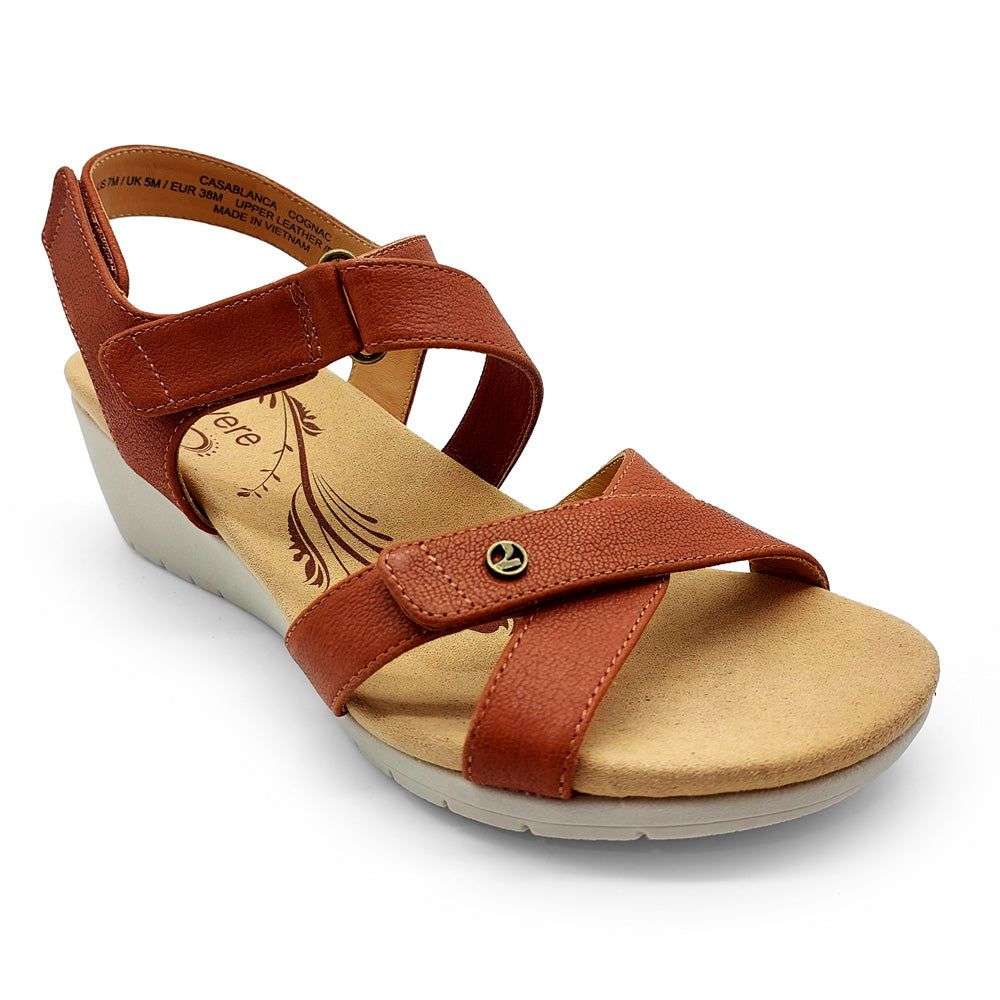 Revere Women's Casablanca Cognac  Natural Fit Footwear