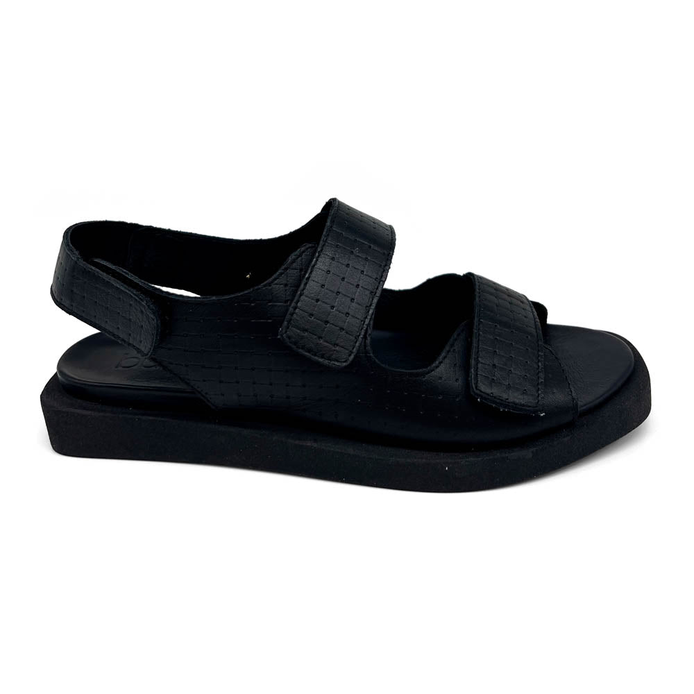 Bueno Women's Jordyn Black Natural Fit Footwear