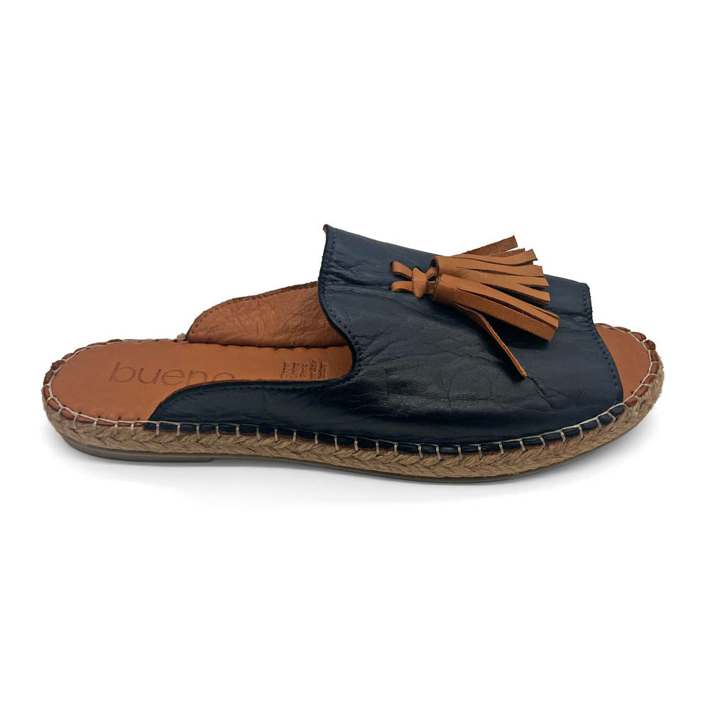 Bueno Women's Rogue Navy/Coconut  Natural Fit Footwear