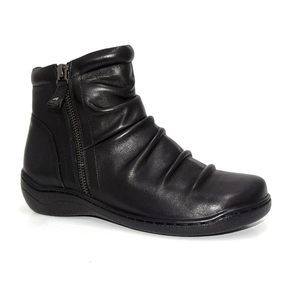 Klouds Women's Patricia Black  Natural Fit Footwear