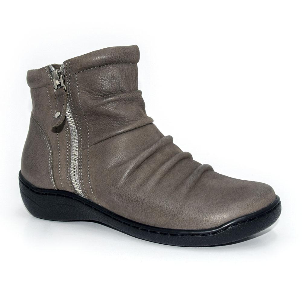 Klouds Women's Patricia Taupe Natural Fit Footwear