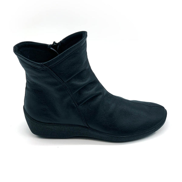 Arcopedico shop boots uk