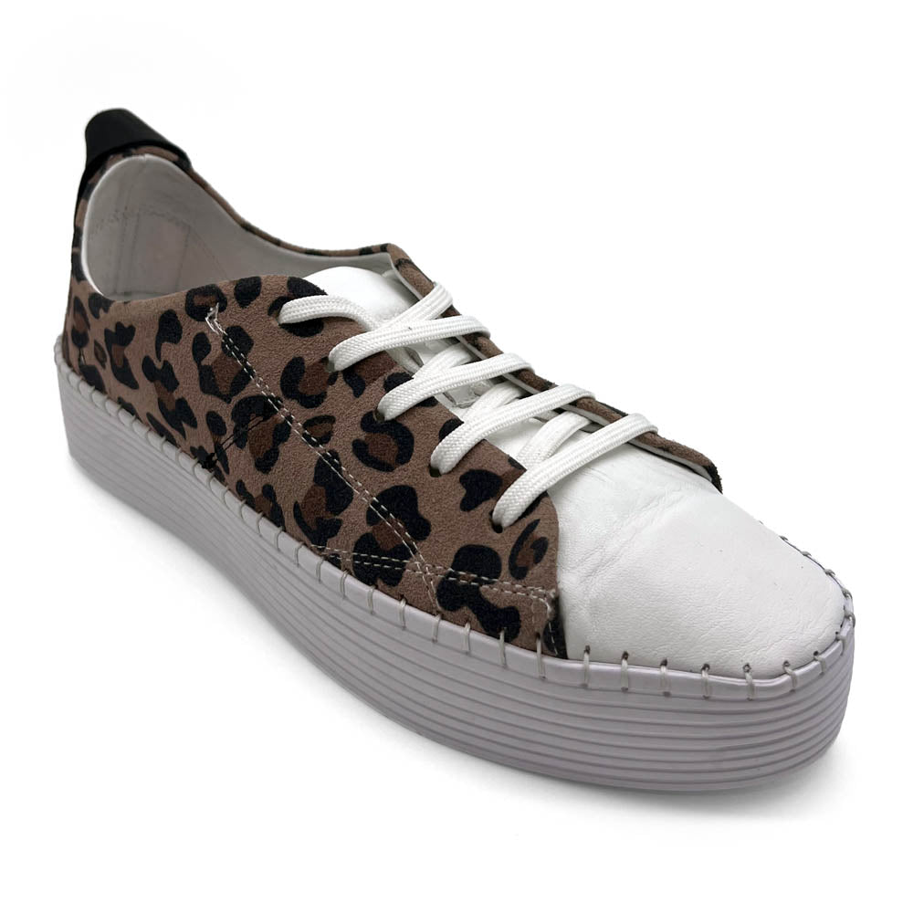 Bueno Women's Sailor White/Cameo Leopard  Natural Fit Footwear