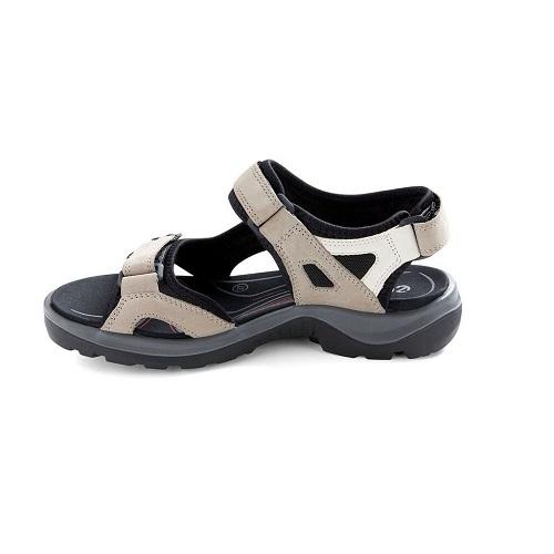 ECCO Women's Offroad Atmosphere/Ice  Natural Fit Footwear