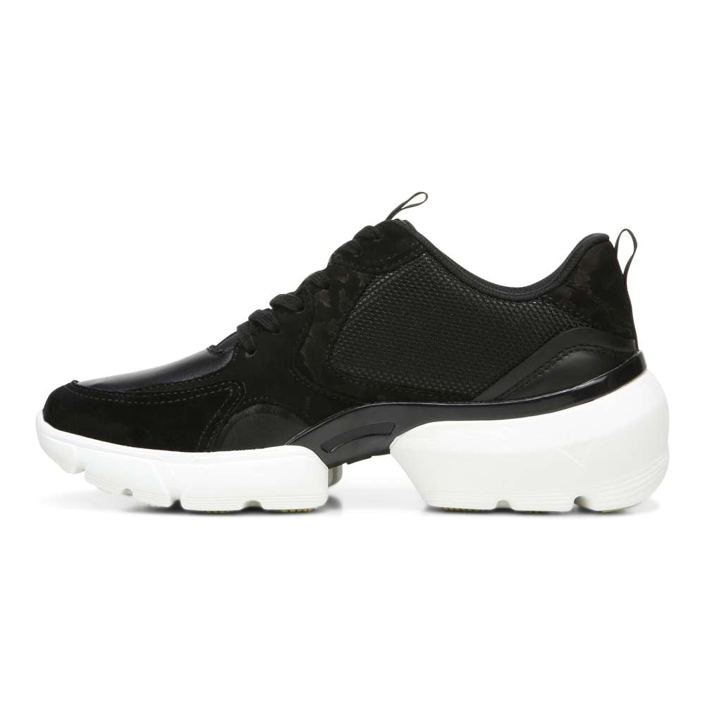 Aris Lace-Up Sneaker - Black