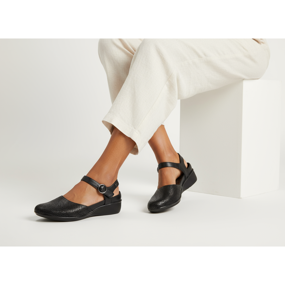 Calabria Mary-Jane - Black