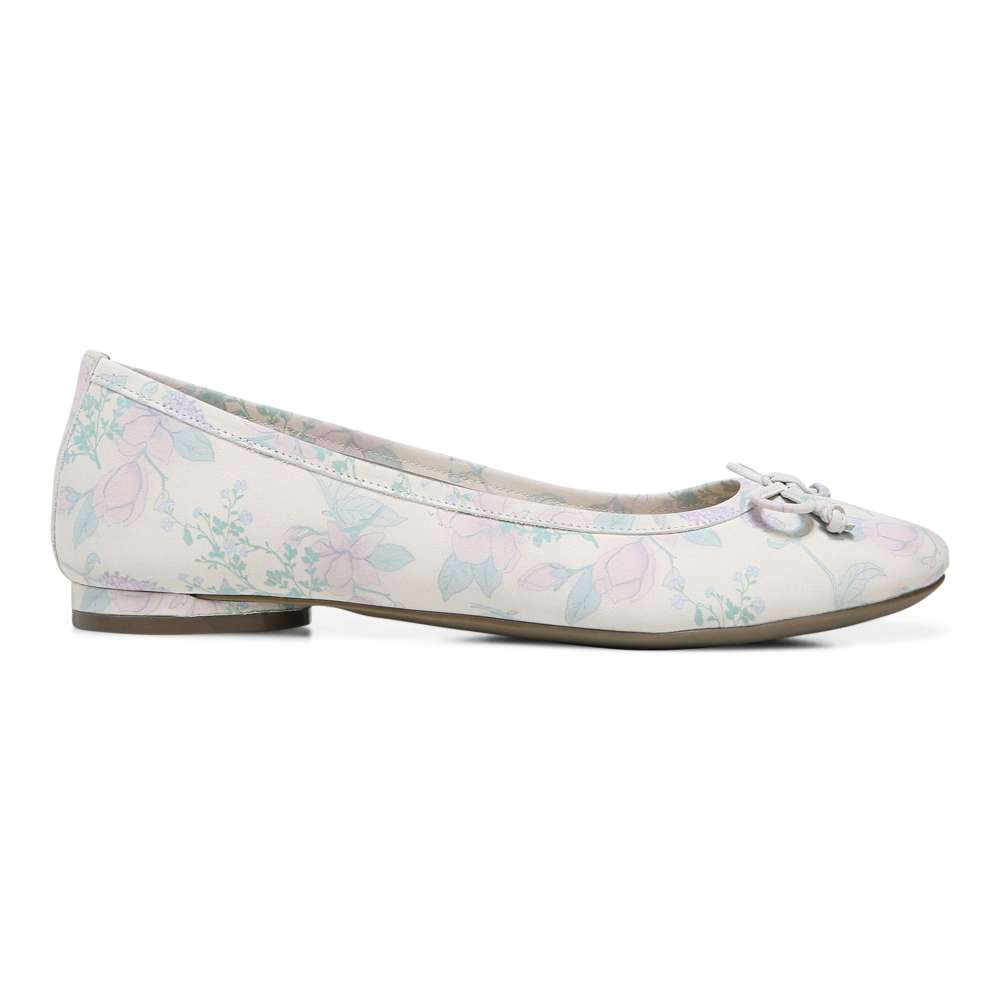 Callisto Floral Flat - Cream Botanical