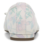 Callisto Floral Flat - Cream Botanical