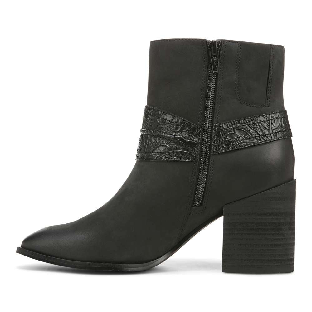 Carnelia Boot - Black