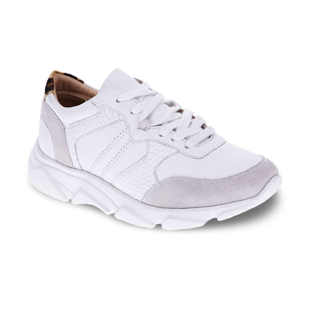 Chloe Casual Sneaker - White