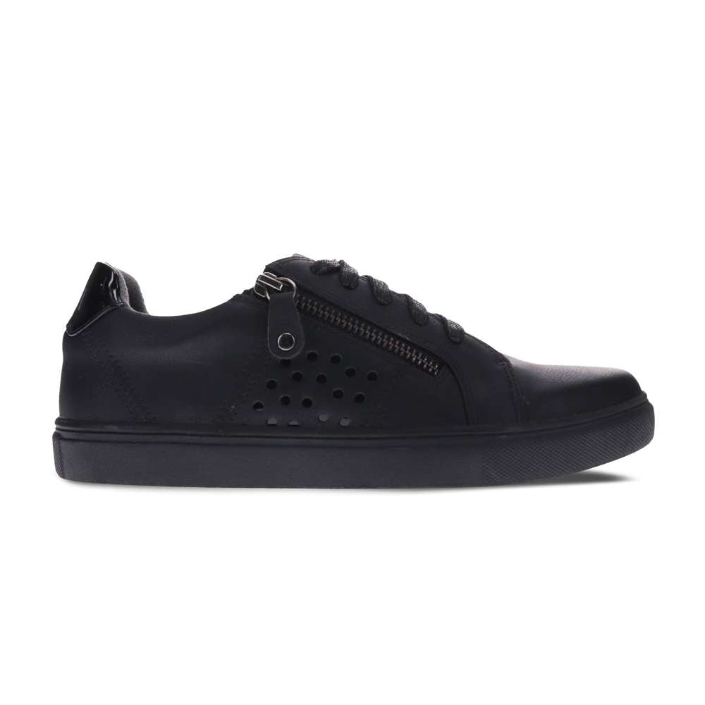 Clare Casual Sneaker - Black/Black