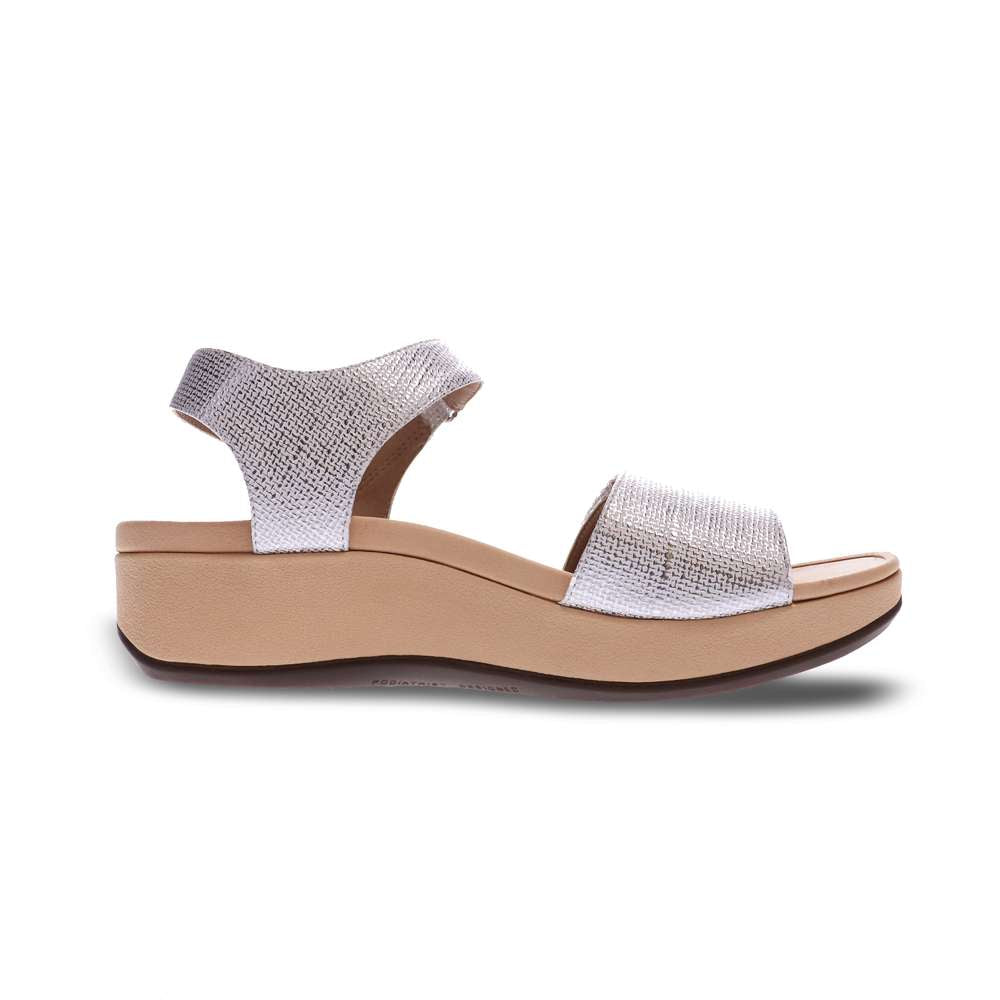 Raz Metallic Wedge Sandal - White