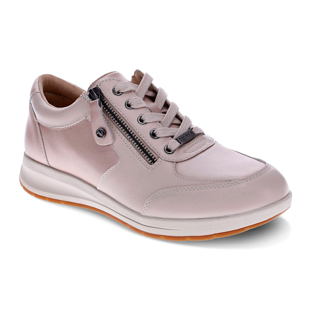 Revere Women's Boston Wide Champagne/Pebble