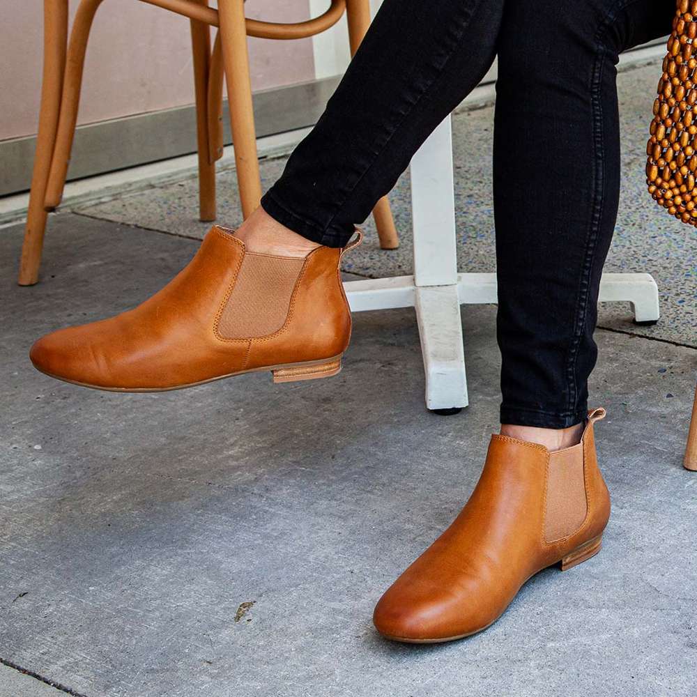 Sally Chelsea Boot - Leopard