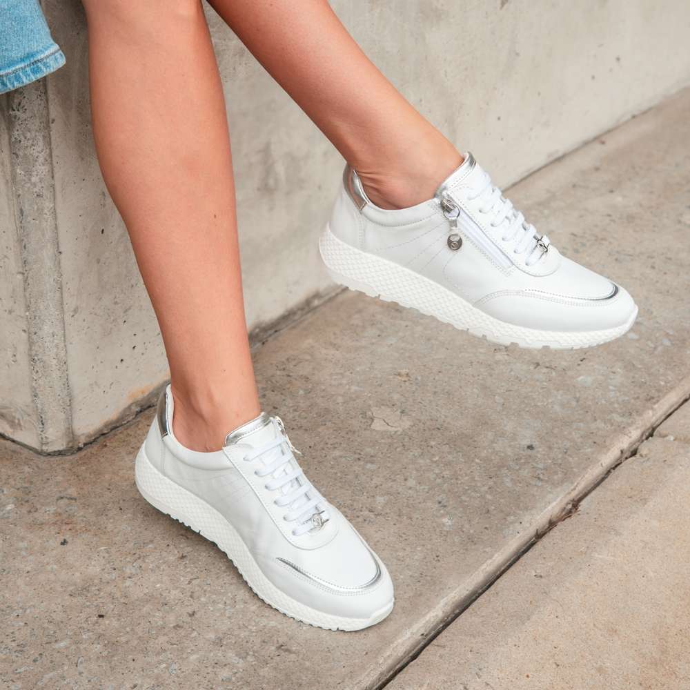 Sapporo Zip Casual Sneaker - White