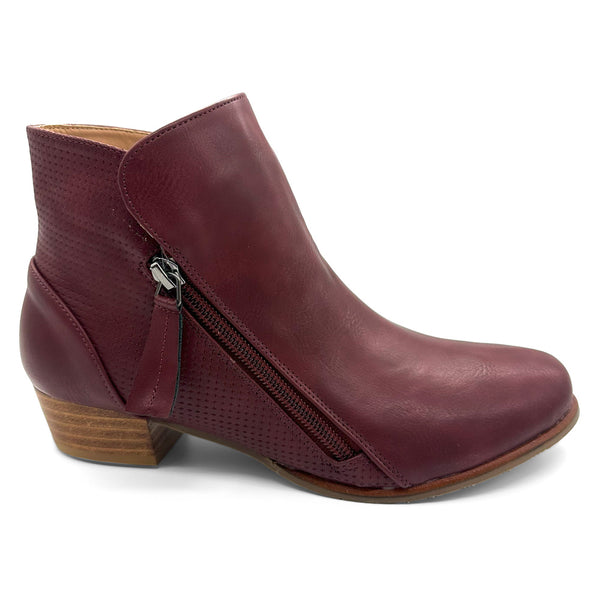 Step On Air Women's Cracker Burgundy