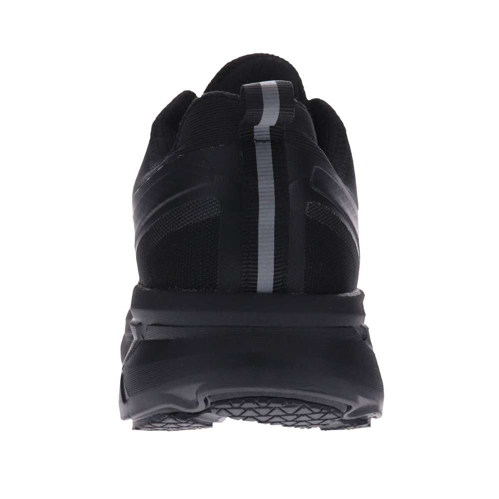 Walker Mesh II Active Sneaker - Black