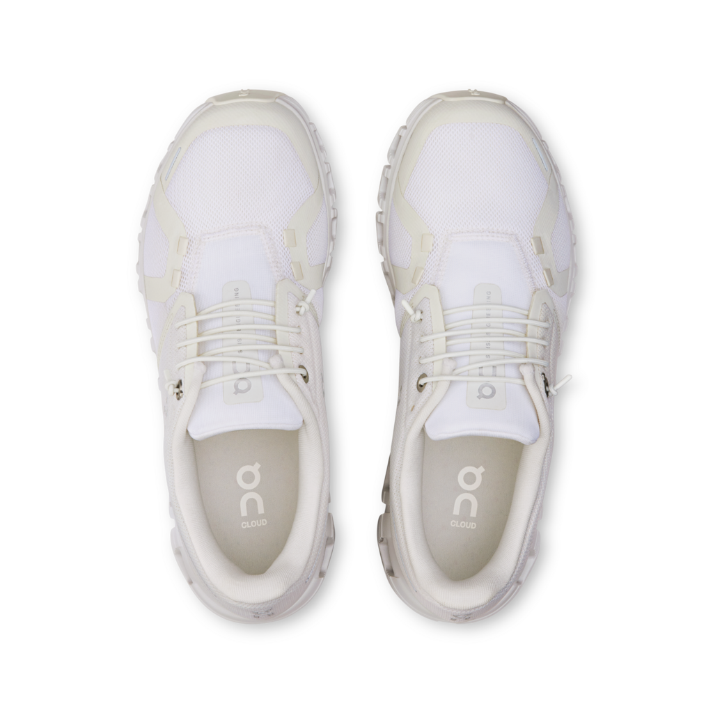 On Running Women's Cloud 6 All White