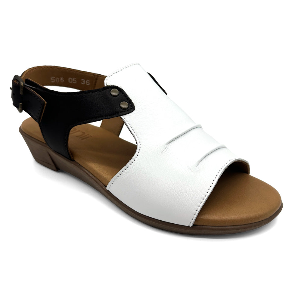 Bonnii Women's Aces Chocolate White Leather