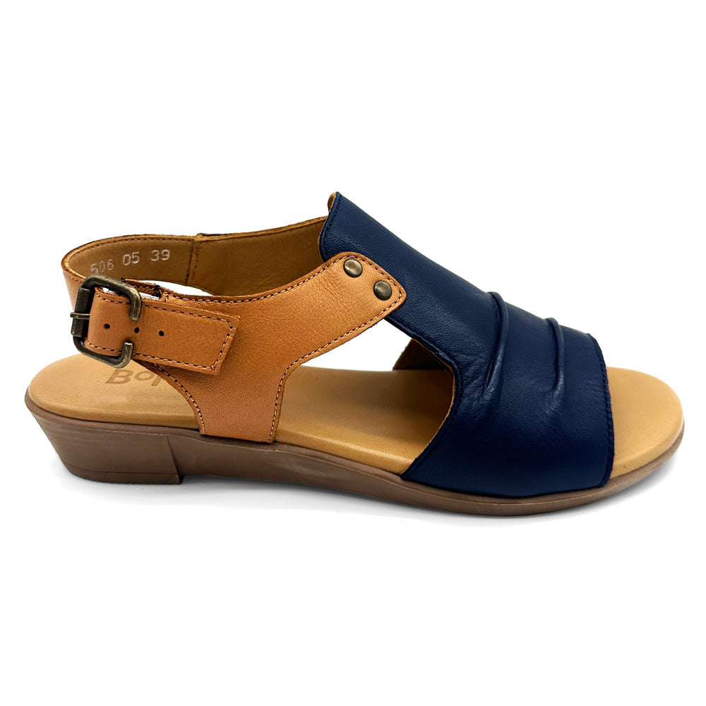 Bonnii Women's Aces Coconut Navy Leather