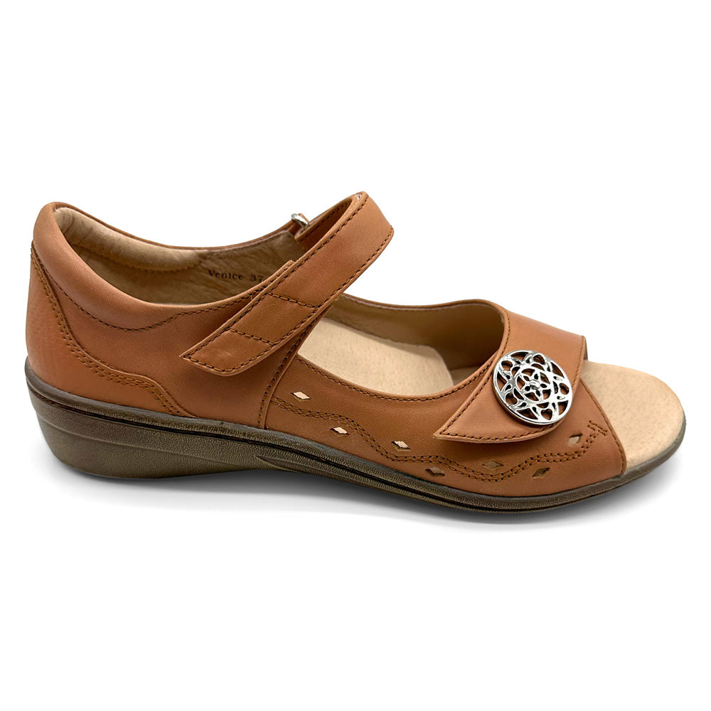 Klouds Women's Venice Tan