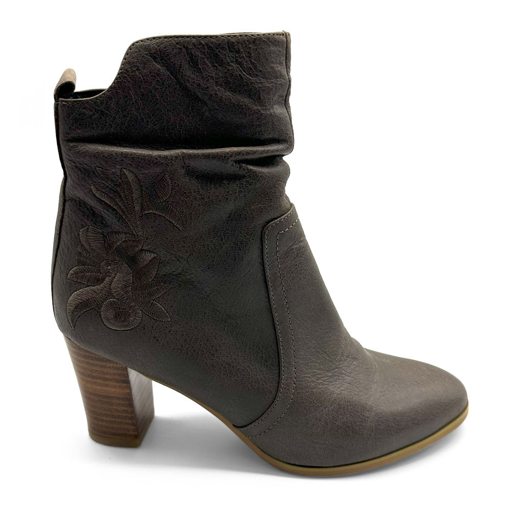 Silver Lining Women's Raven Brown