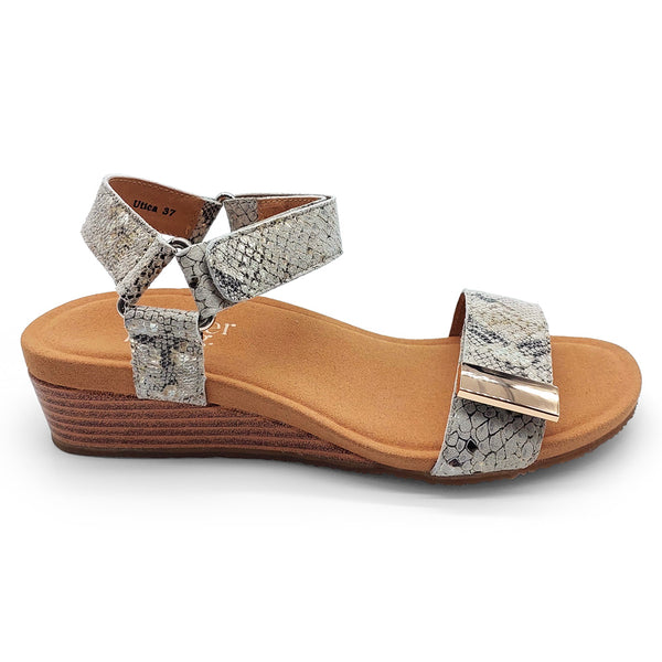 Silver Lining Women's Utica Print Taupe Snake